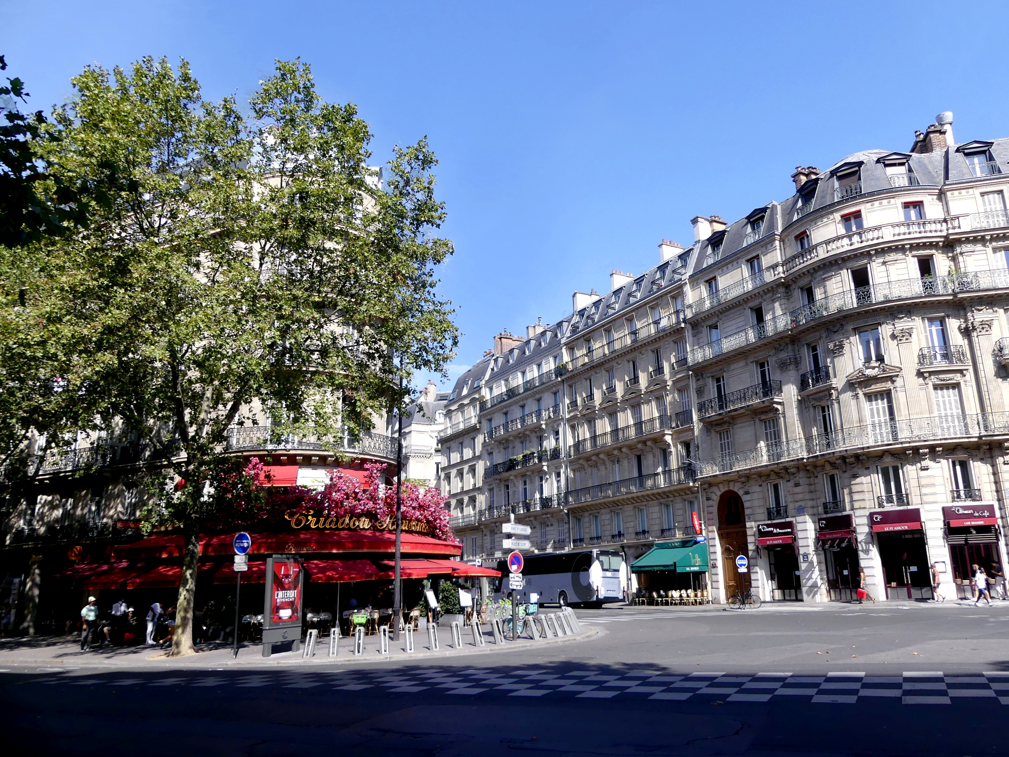 Đại lộ Haussmann, Paris.
