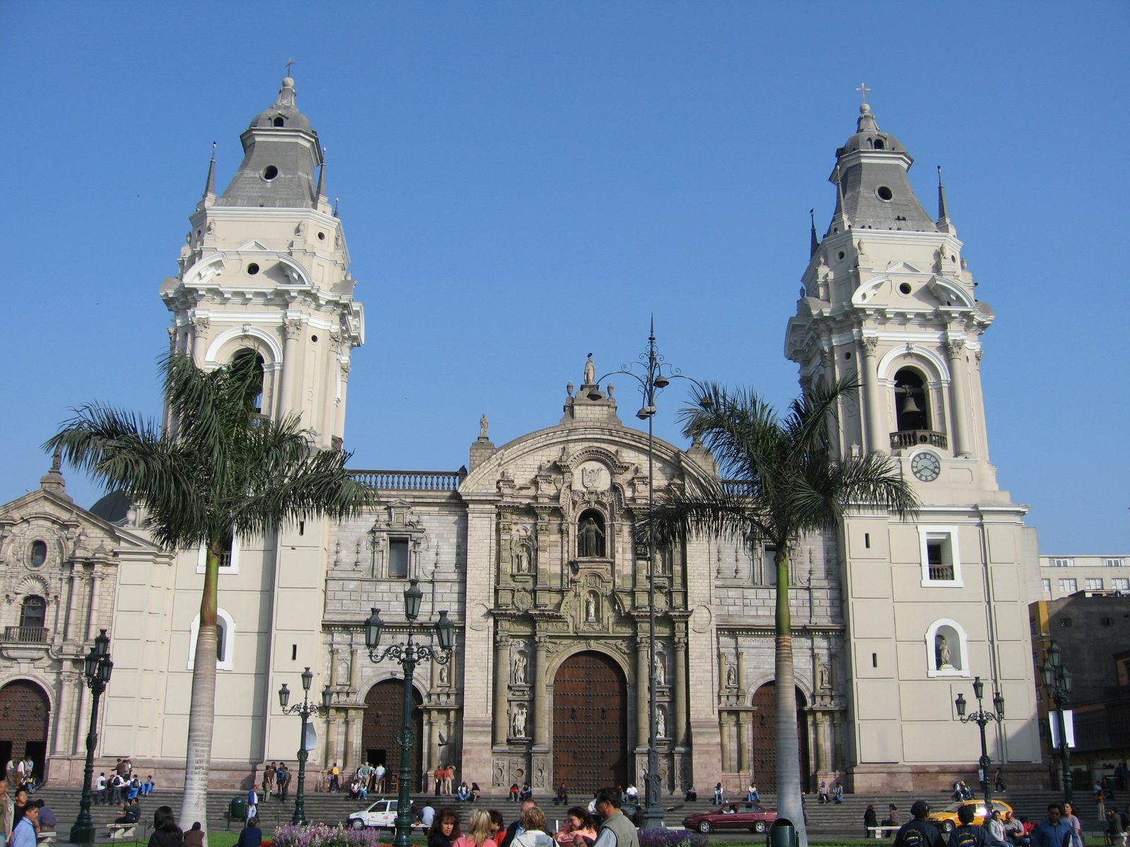 Nhà thờ Chánh toà Lima, Peru.